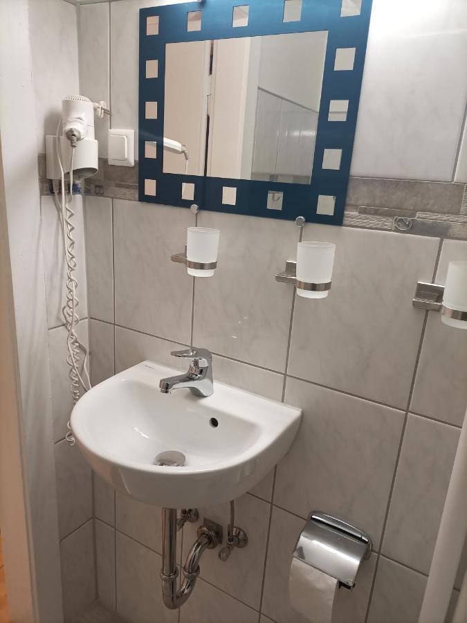 Ferienwohnung Ulmenstrasse بريمرهافن المظهر الخارجي الصورة